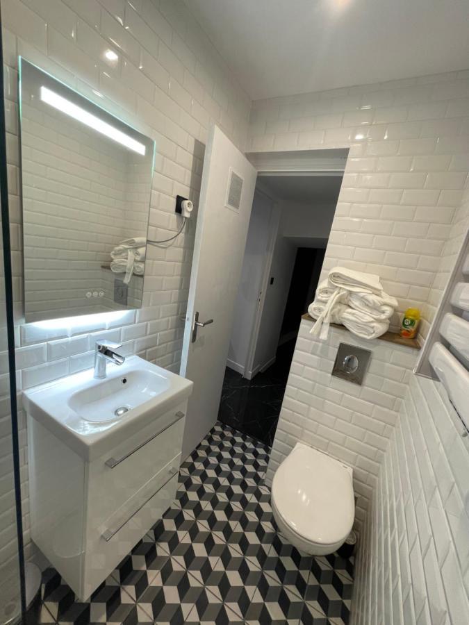 Appartement Hors Du Commun Avec Son Jacuzzi Salies-de-Béarn エクステリア 写真