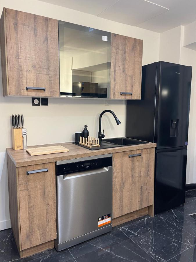 Appartement Hors Du Commun Avec Son Jacuzzi Salies-de-Béarn エクステリア 写真